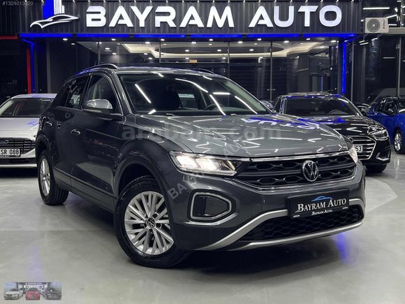 -BAYRAM AUTO-2023 VW T-ROC 1.5 TSI LİFE CAR PLAY-LED-S.BAKIMLI