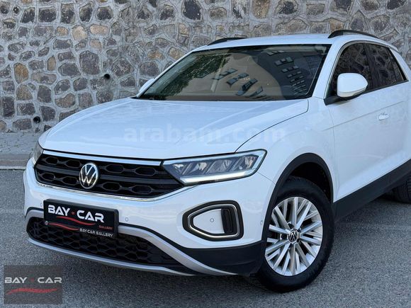 BAY-CAR'dan 2022 MODEL VW T-ROC 1.5 TSI LİFE+BOYASIZ