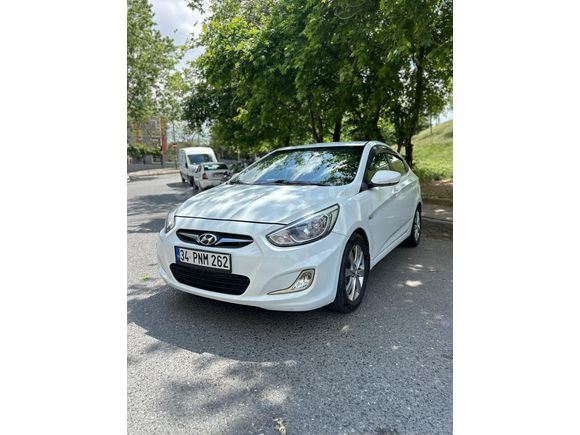 Sahibinden Hyundai Accent Blue 1.6 CRDI Mode Plus 2015 Model İstanbul