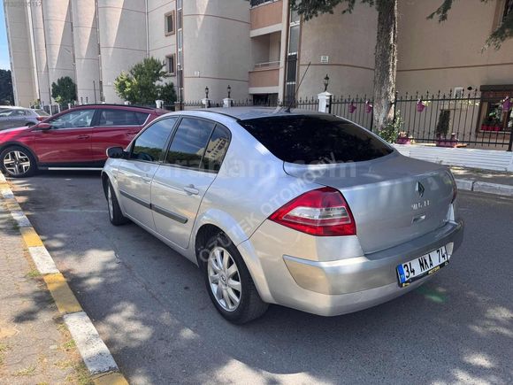 ° · . 1.5 dCı MEGANE ° · .