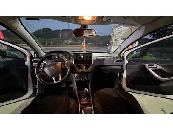 Sahibinden Hatasız Boyasız Peugeot 2008 Active 2014 Model 