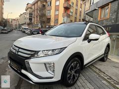 2020, 96.500'de Boyasız! Camtavan ECLİPSE CROSS 1.5MIVEC İNTENSE