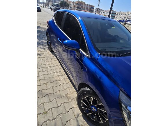 Sahibinden Renault Clio 1.0 SCe Joy 2022 Model İzmir
