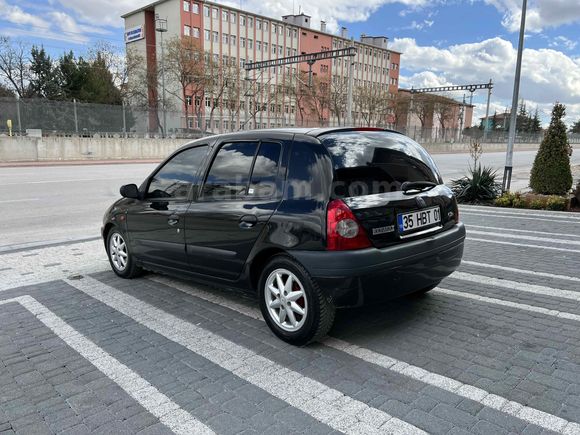 Sahibinden Renault Clio 1.6 RXT 2000 Model 