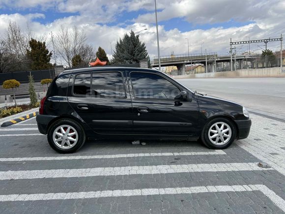 Sahibinden Renault Clio 1.6 RXT 2000 Model 
