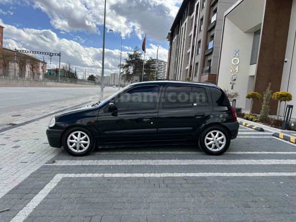 Sahibinden Renault Clio 1.6 RXT 2000 Model 