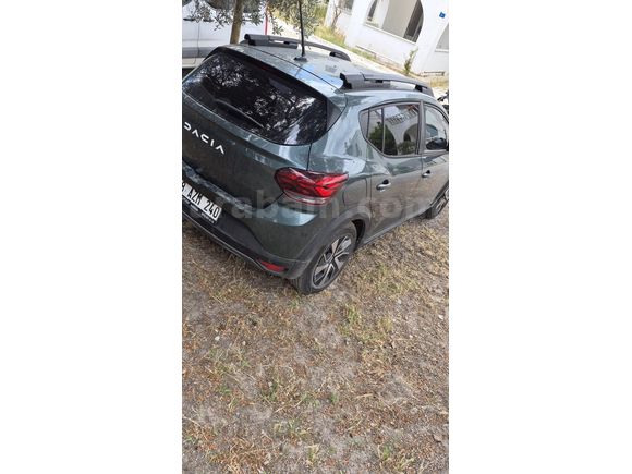 Sahibinden Dacia Sandero 1.0 TCe Essential 2025 Model