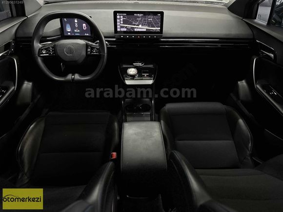 HANELER MOTORS MG4 LUXURY UZUN MENZİL DİRKSİYN KOLTUK ISITMA