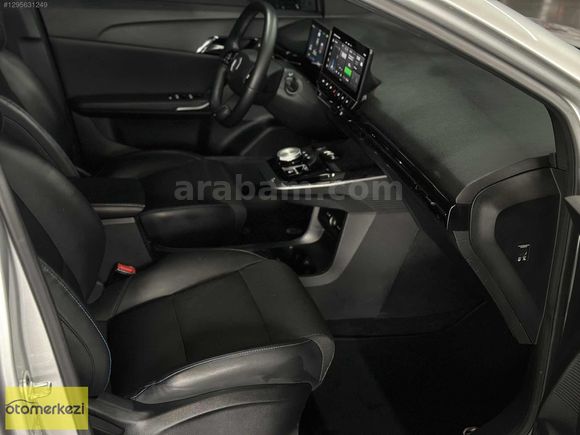 HANELER MOTORS MG4 LUXURY UZUN MENZİL DİRKSİYN KOLTUK ISITMA