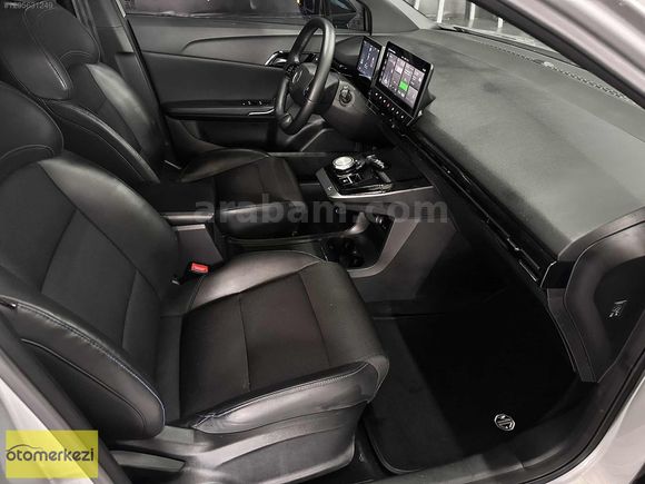 HANELER MOTORS MG4 LUXURY UZUN MENZİL DİRKSİYN KOLTUK ISITMA