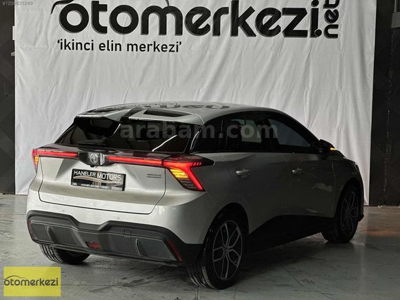 HANELER MOTORS MG4 LUXURY UZUN MENZİL DİRKSİYN KOLTUK ISITMA