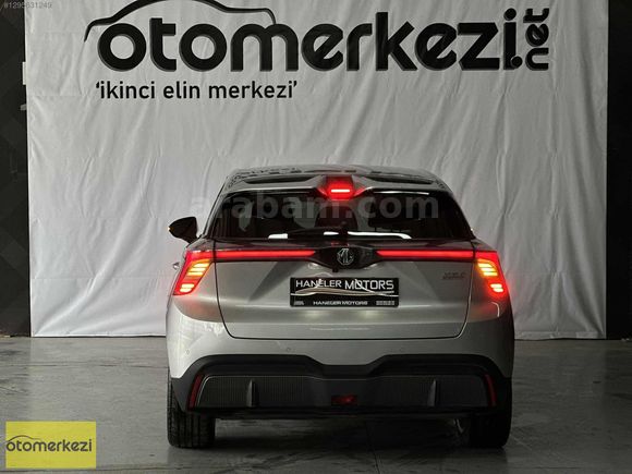 HANELER MOTORS MG4 LUXURY UZUN MENZİL DİRKSİYN KOLTUK ISITMA