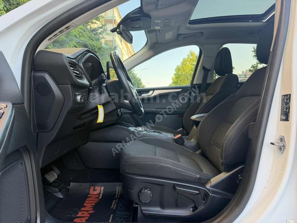 2020 FORD KUGA TİTANİUM 153 BİNDE CAM TAVAN FULL PAKET