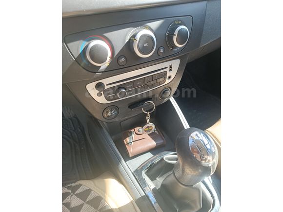 Sahibinden Renault Fluence 1.5 dCi Touch Plus 2013 Model