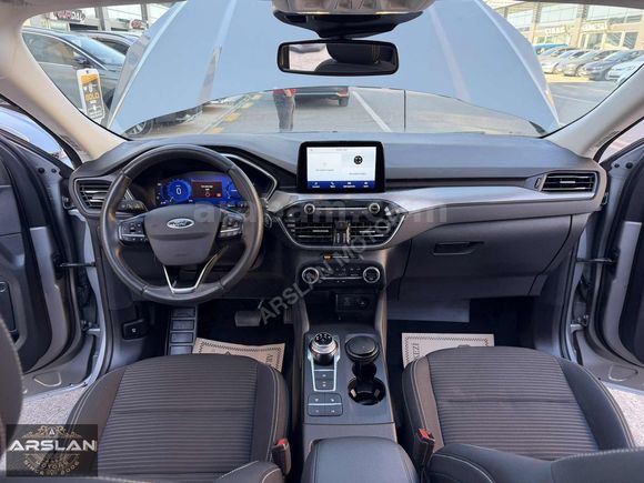 HATASIZ BOYASIZ 2020 FORD KUGA 1.5 ECOBLUE TİTANİUM CAM TAVAN