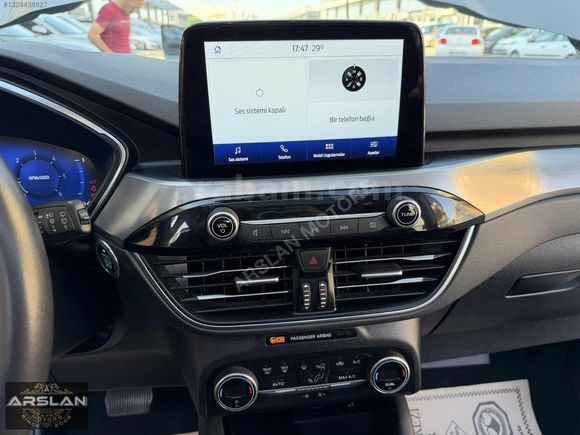 HATASIZ BOYASIZ 2020 FORD KUGA 1.5 ECOBLUE TİTANİUM CAM TAVAN