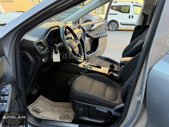 HATASIZ BOYASIZ 2020 FORD KUGA 1.5 ECOBLUE TİTANİUM CAM TAVAN