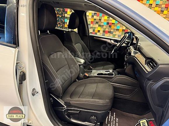 2022 Kuga 1.5 Titanium CamTavan+Servis Bakıml+BOYASIZ~Taha Plaza