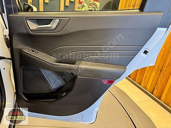 2022 Kuga 1.5 Titanium CamTavan+Servis Bakıml+BOYASIZ~Taha Plaza