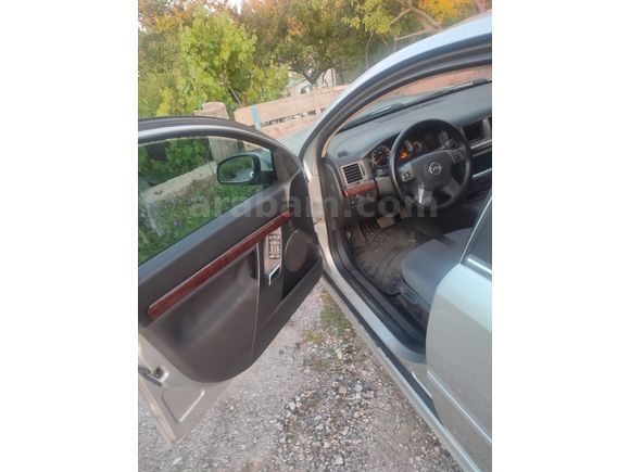 Sahibinden Opel Vectra 2.2 Elegance 2005 Model Kayseri