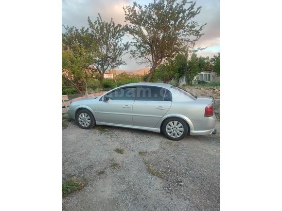 Sahibinden Opel Vectra 2.2 Elegance 2005 Model Kayseri