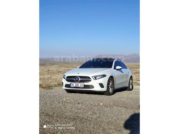 Sahibinden Mercedes - Benz A 180 d Style BlackArt 2020 Model 