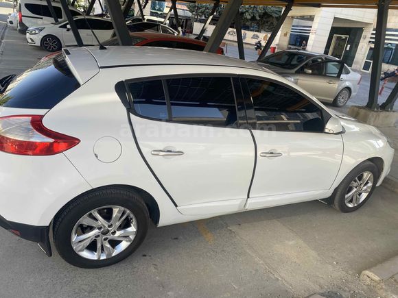 Sahibinden Renault Megane 1.6 Privilege 2011 Model 