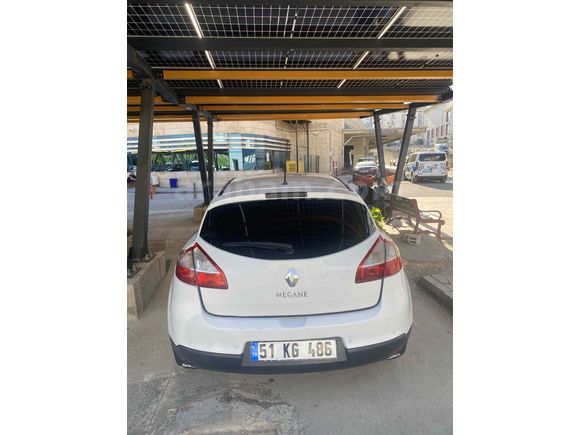 Sahibinden Renault Megane 1.6 Privilege 2011 Model 