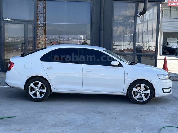 Acill! Sahibinden Skoda Rapid 1.6 CR TDI Elegance 2014 Model 
