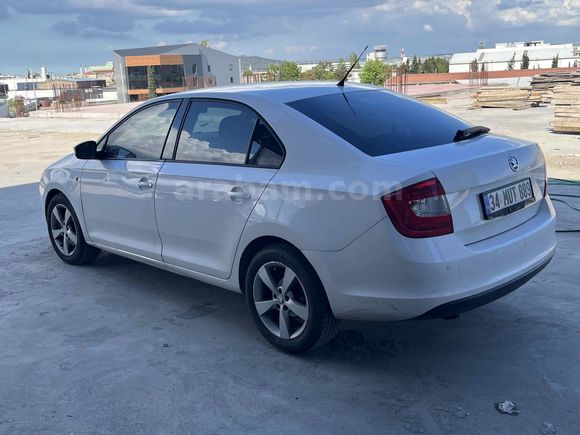 Acill! Sahibinden Skoda Rapid 1.6 CR TDI Elegance 2014 Model 