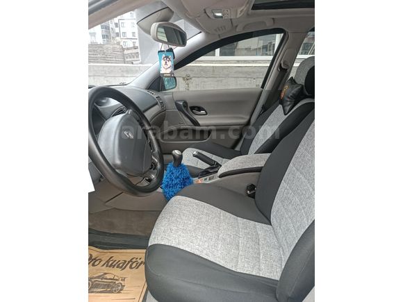 Sahibinden Renault Laguna 1.6 Privilege 2004 Model
