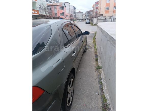 Sahibinden Renault Laguna 1.6 Privilege 2004 Model