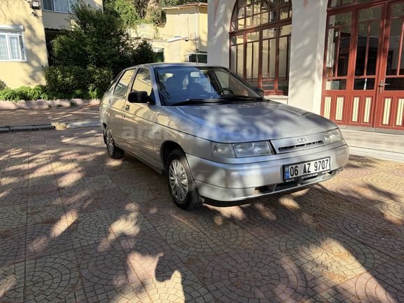 EMSALSİZ TEMİZLİKTE LADA VEGA