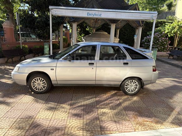 EMSALSİZ TEMİZLİKTE LADA VEGA