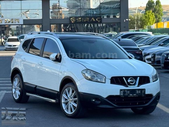 GÖRKEM AUTO'DAN Qashqai-1.5DCİ-PLATİNİUM-7 KİŞİLİK-CAM TAVAN-