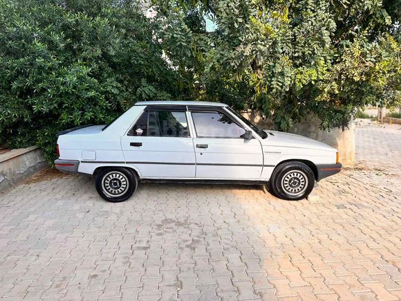 Sahibinden Renault R 9 1.4 Broadway GTE 1992 Model 