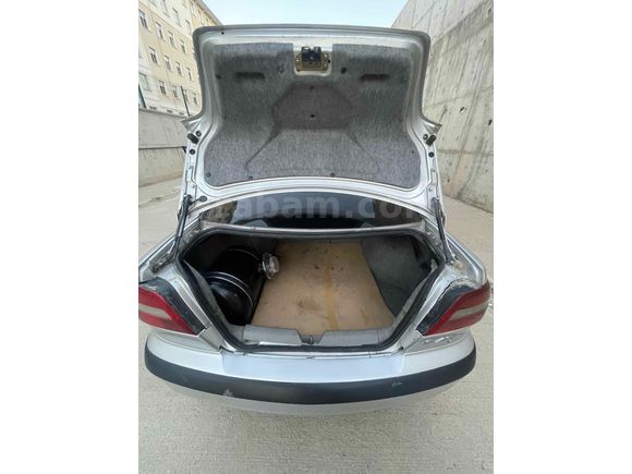 Sahibinden Volvo S40 1.8 2000 Model Adıyaman