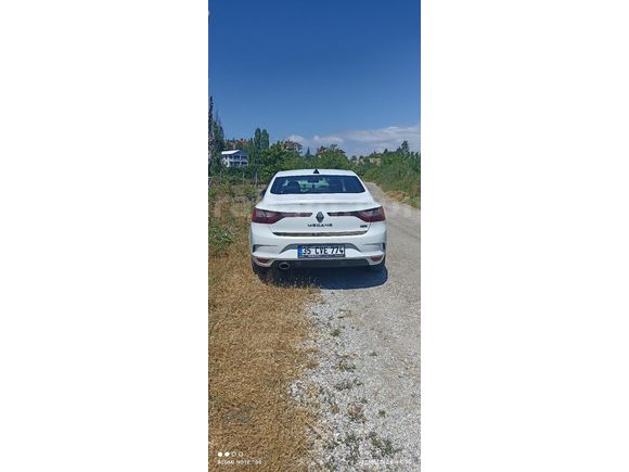 SAHİBİNDEN MEGANE 4 TOCH z