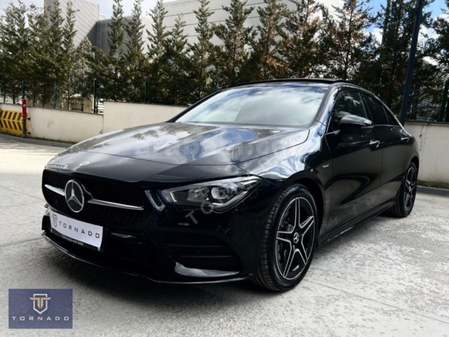 Galeriden Mercedes - Benz CLA 200 AMG 2023 Model Ankara 44.000 km Siyah 4
