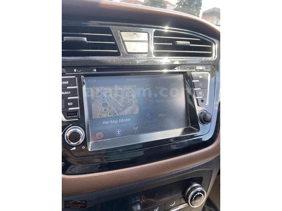AKÇELİK AUTO'DAN CAM TAVANLI + OTOMATİK + 132 BİNDE