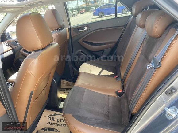 AKÇELİK AUTO'DAN CAM TAVANLI + OTOMATİK + 132 BİNDE
