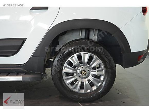 KUTAY FETHİYE'DEN 2022 DACİA DUSTER 1.0 ESSENTİAL + YAN BASAMAK