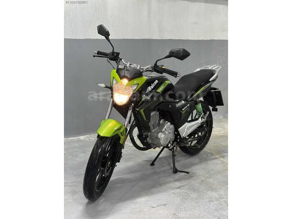 DÜŞÜK KM TEMİZ MOTORSİKLET