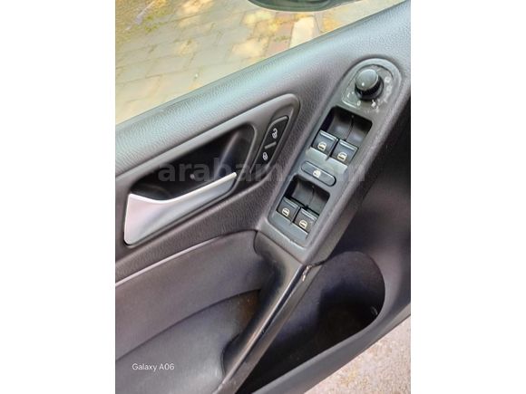 GOLF 1.6 TEMİZ BAKIMLI TAKAS OLUR