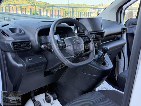 KARDEM AUTO/DAN SIFIR AYARINDA 2025 MODEL DOBLO 2.BİN KM DE