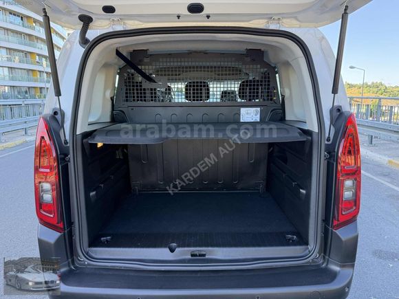 KARDEM AUTO/DAN SIFIR AYARINDA 2025 MODEL DOBLO 2.BİN KM DE