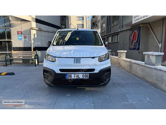 2025 model FIAT DOBLO 15.dizel hatasız boyasız sıfır ayarında