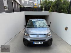 2025 FİAT DOBLO COMBİ 1.5 BLUEHDİ EASY HATASIZ %20 KDV DAHİL