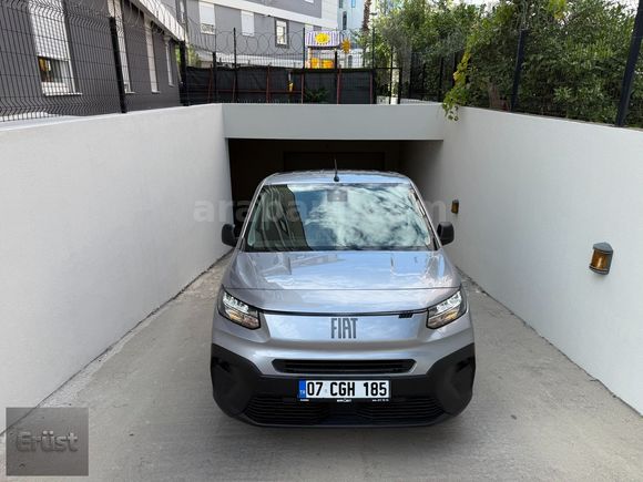 2025 FİAT DOBLO COMBİ 1.5 BLUEHDİ EASY HATASIZ %20 KDV DAHİL