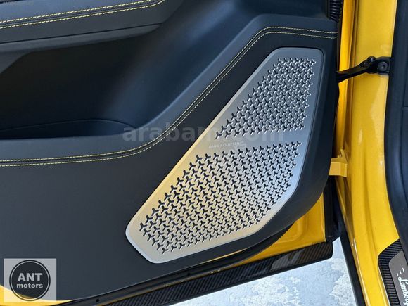 HATASIZ 2021 LAMBORGHINI URUS 4.0 CARBON PACK+AKRAPOVIC+B&O FUL